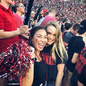 Meet your Posher, Emmy